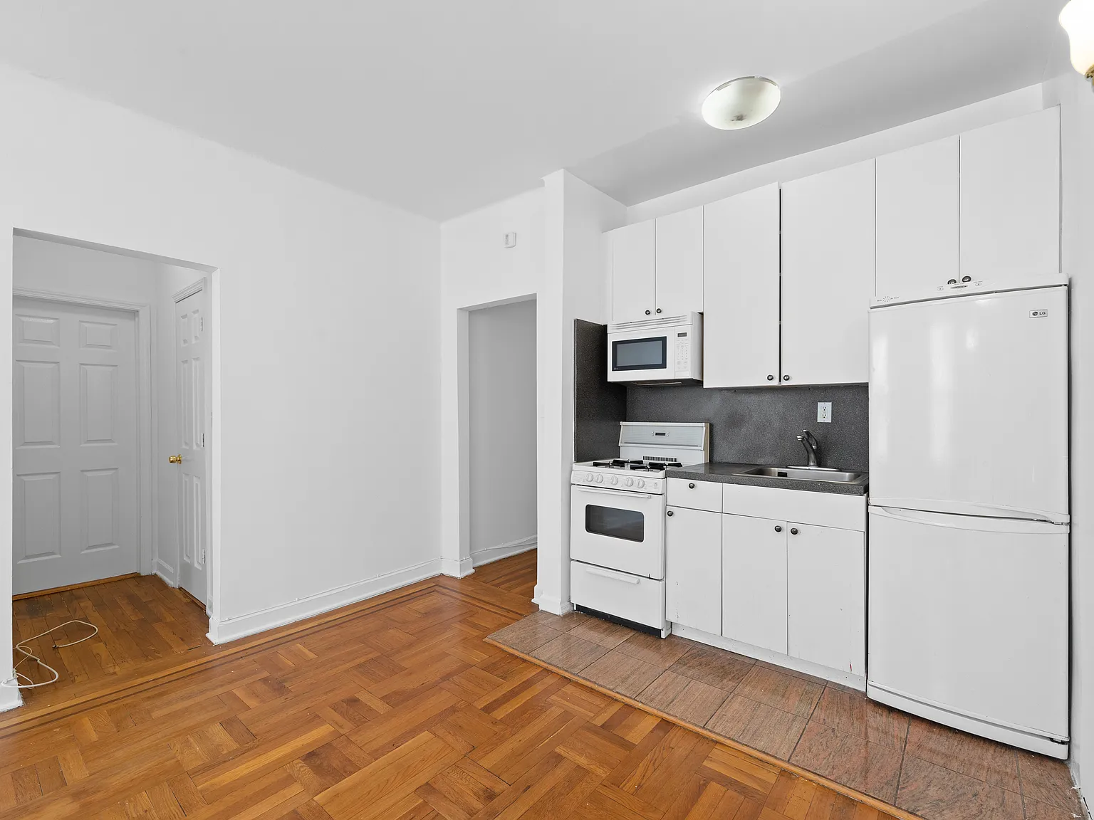 41-41 41st Street — Photo 2