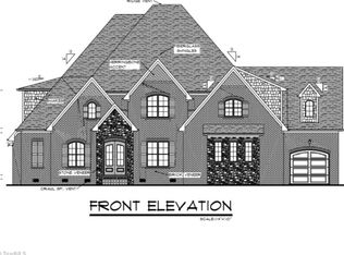 8870 Cravenwood Dr, Oak Ridge, NC 27310