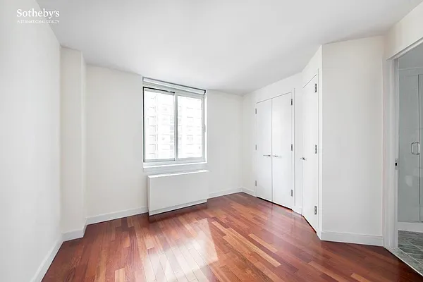 Rented by Sotheby's International Realty | media 7