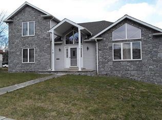 53 Maple St, Mohnton, PA 19540