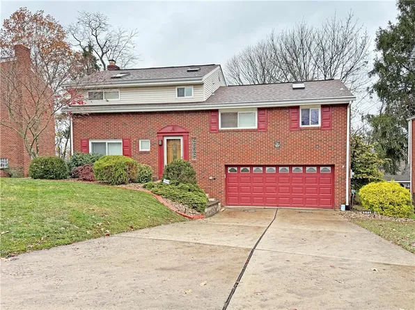 6849 Ridgevue Dr, Pittsburgh, PA 15236