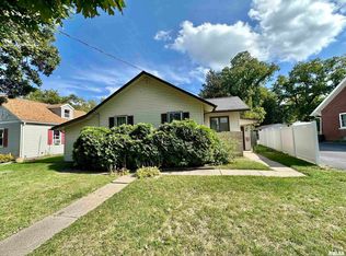 1902 34th St, Moline, IL 61265