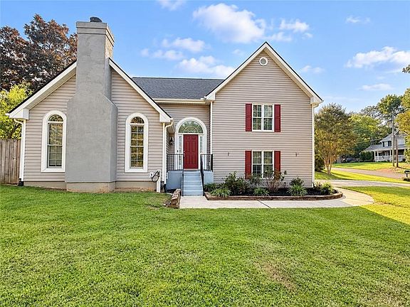 2nd image of 3146 Pine Top Ct SW