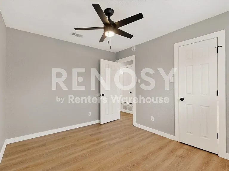 507 S Spring Creek Dr — Photo 34