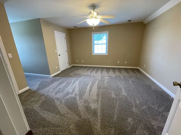 1625 Farmington Dr — Photo 14