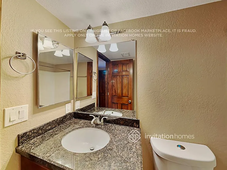 17842 N 31st St — Photo 16