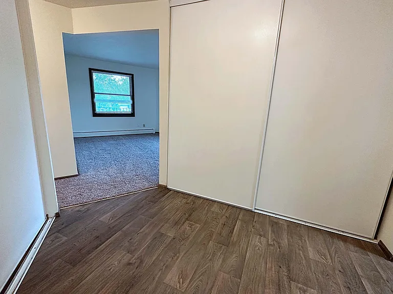 Southgate Apartments — Photo 82