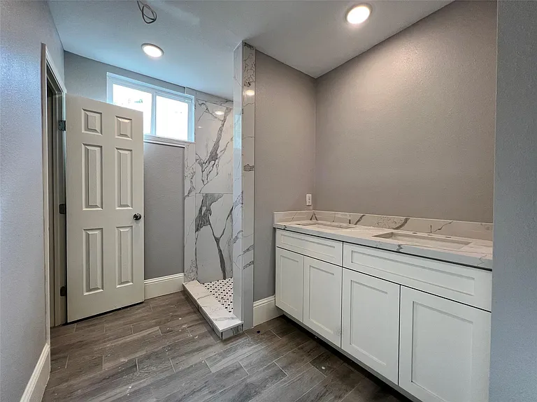 231 Betral St — Photo 16