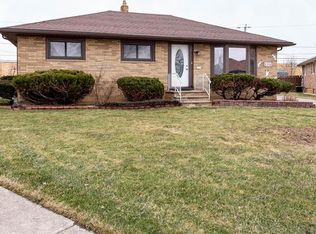 9570 Idlewood Dr, Brooklyn, OH