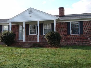 202 Cellar Cove Ln, Lottsburg, VA 22511