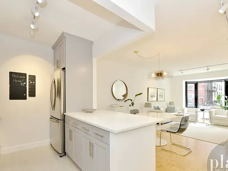 150 E 85th St #2G — Photo 3