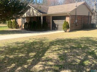 851 Bert Stinson Rd, Falkville, AL 35622