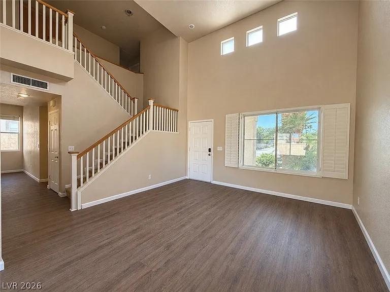 1436 Country Hollow Dr — Photo 6