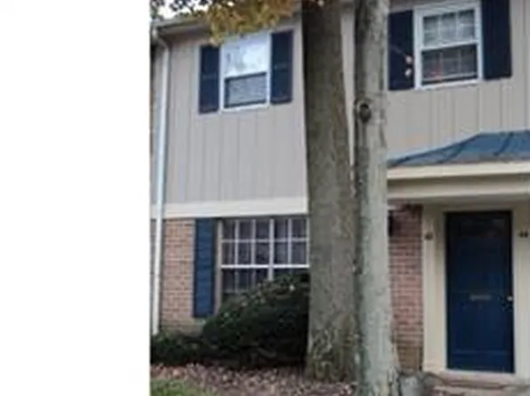 42 Shannon Dr, North Wales, PA 19454