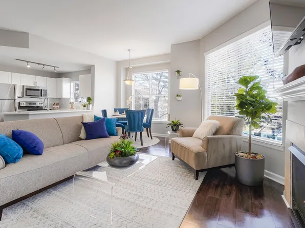 The Bluffs at Highlands Ranch