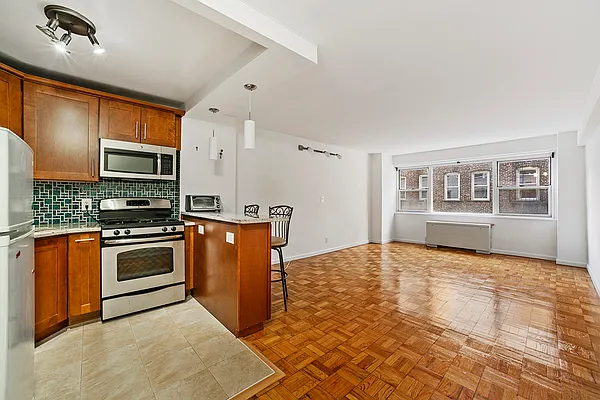 Sold by Home Ambassadors | media 14