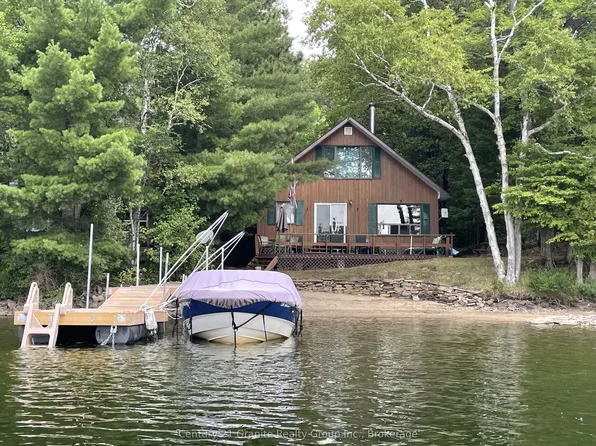 1100 Fairfield Bay Dr SW, Minden Hills, ON K0M 2K0