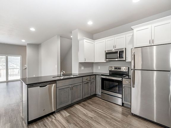 2nd image of 214 N Francis St #1