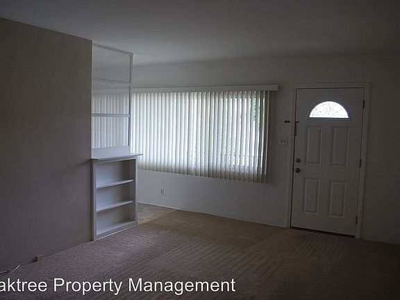 4th image of 3020 Luna Dr