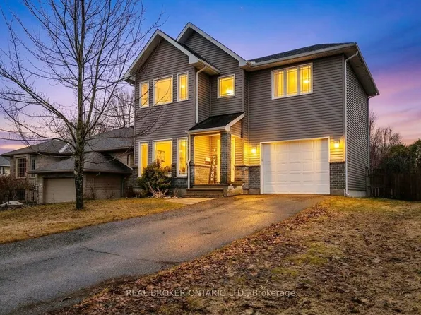 6 Francis St, Carleton Place, ON K7C 0C6