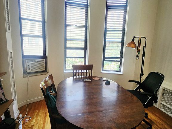 4th image of 146 W 75th St APT 3A