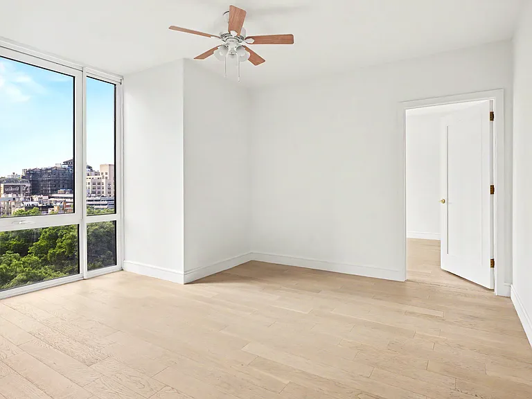 1399 Park Ave #10C — Photo 5