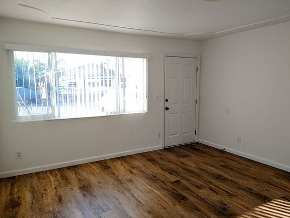 3rd image of 2839 Duane Ave APT A