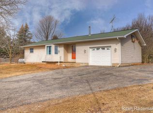 3841 Forteen Mile Rd NW, Sparta, MI 49345