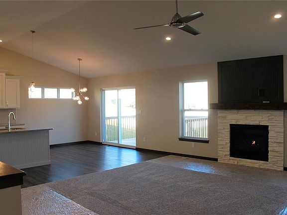 OPEN FLOOR PLAN WITH VAULTED CEILING, LOTS OF NATURAL LIGHT