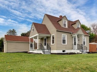 231 E 10th Ave, Manchester, PA 17404