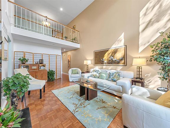 5th image of 1004 Wilton Royal Dr