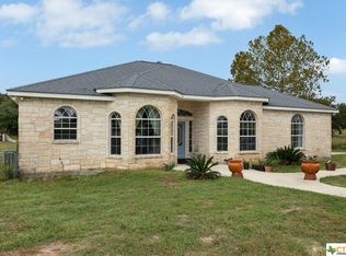 210 Bluebonnet Rdg, La Vernia, TX 78121