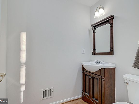 4th image of 6139 Tamborine Ct