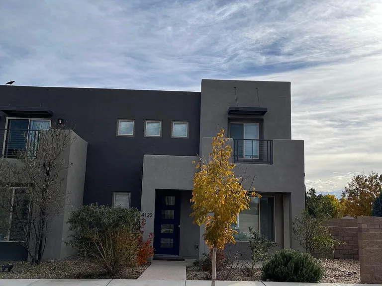 4122 Sumac Dr NW — Photo 1