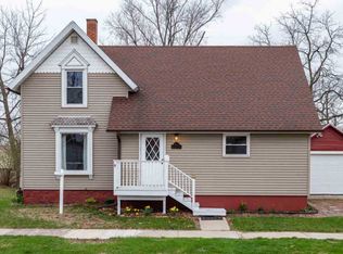 413 N Locust St, Reedsburg, WI 53959
