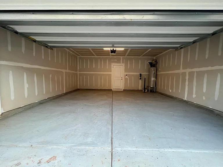 5420 Kinsbridge Dr — Photo 19
