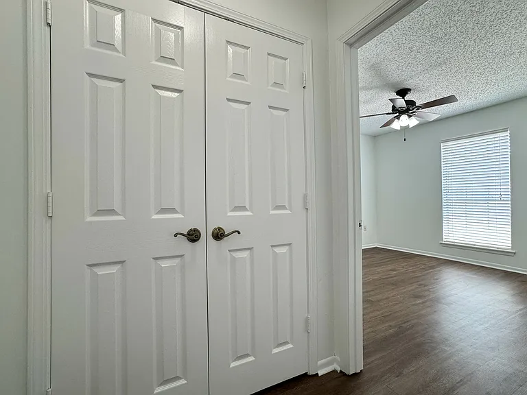 7324 Menlo Dr — Photo 29