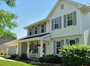 2011 W Capitol Dr, Appleton, WI 54914