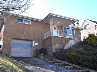956 Goldenrod St, Homestead, PA