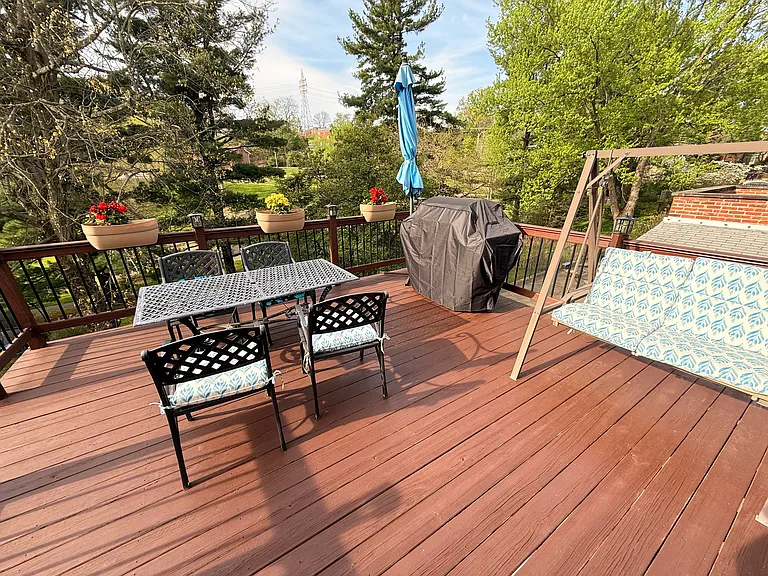 632 Highview Rd — Photo 36