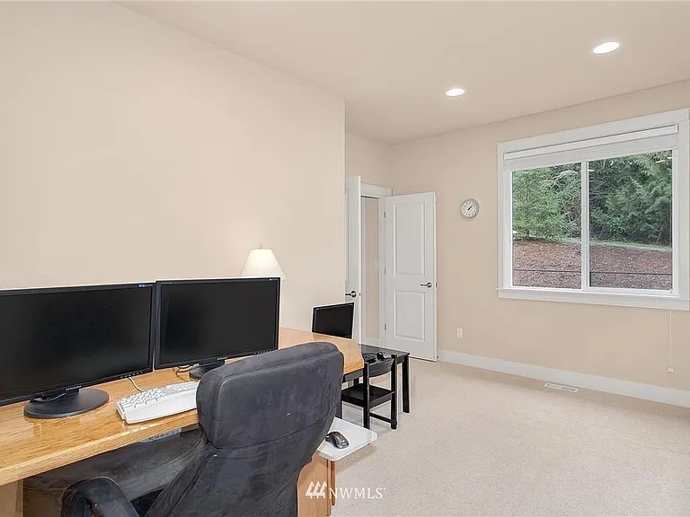 342 218th Pl SE — Photo 12