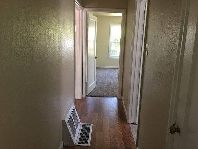 1st image of 1311 Hollyburne Ave