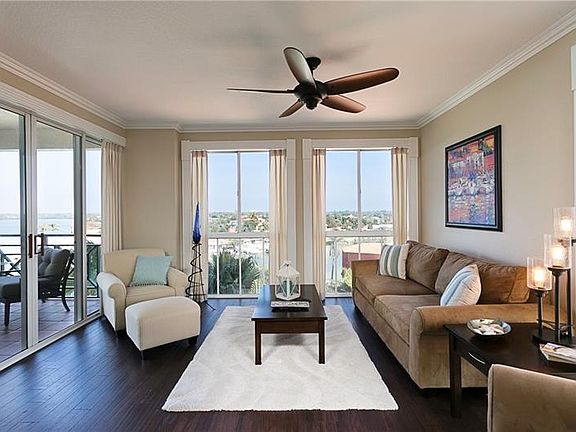 3rd image of 4717 Dolphin Cay Ln S APT 509