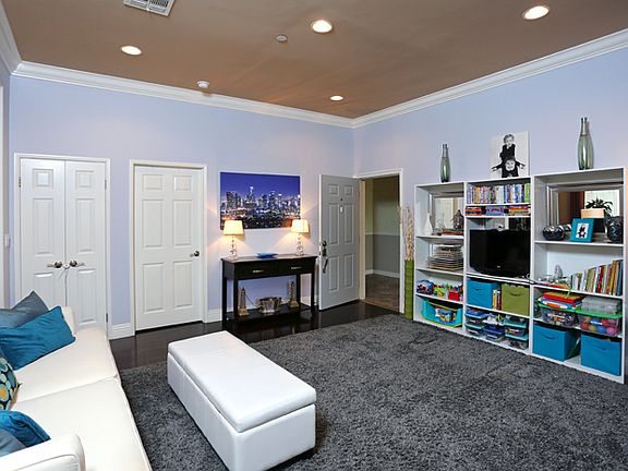 2nd image of 14315 Magnolia Blvd #101