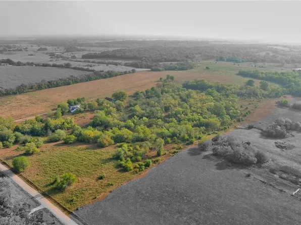 10595 S 300th Rd, Richards, MO 64778