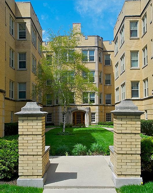1st image of 32 Washington Blvd APT 3A