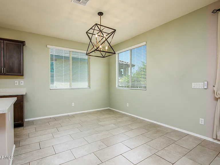 41960 W Morning Glory Way — Photo 16