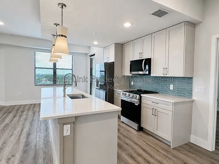 414 Cape Coral Pkwy E #410 — Photo 13