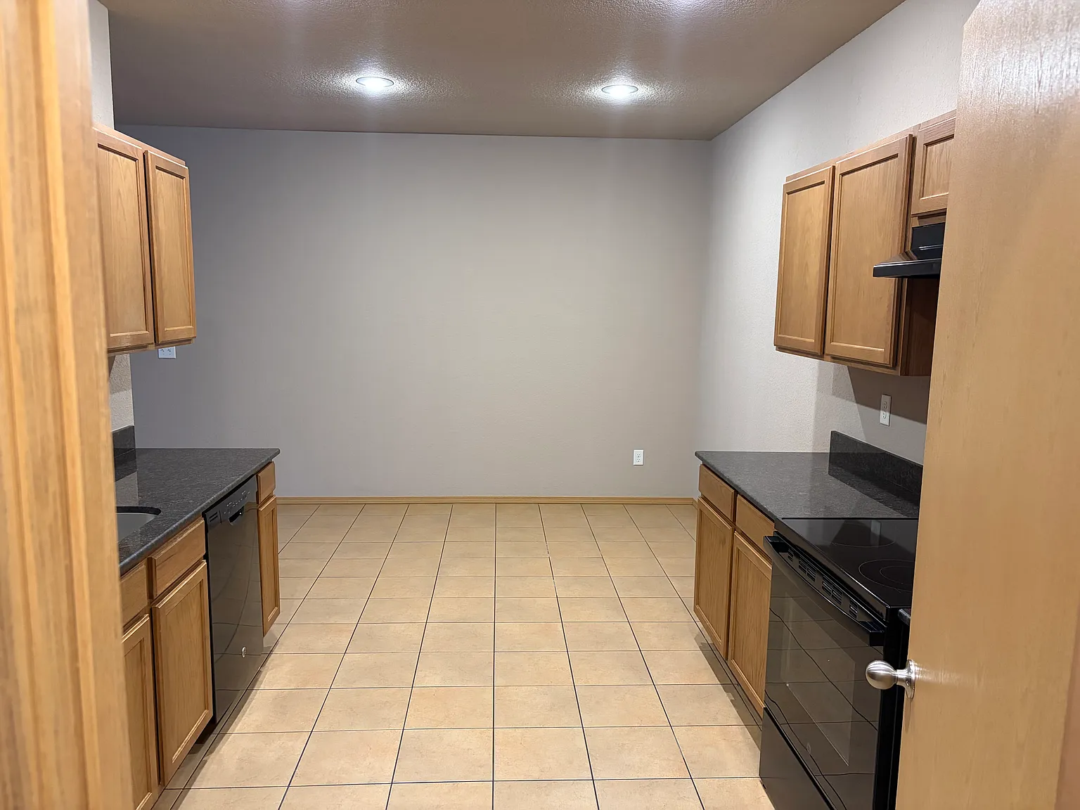 3 bed, 1500 sqft, $1,495 — Photo 2