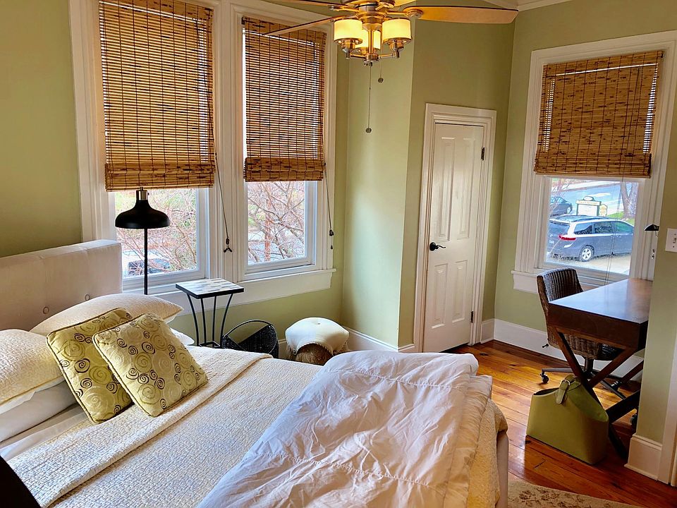 1st image of 147 E Chestnut St APT 6